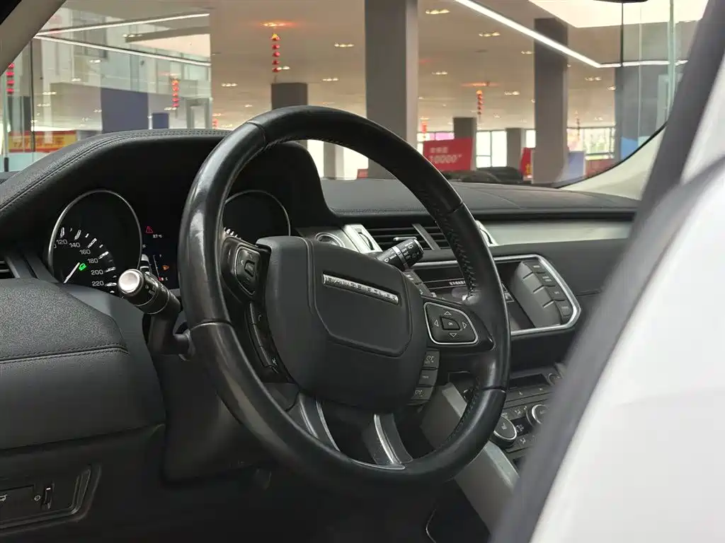 Land Rover Evoque 2014 — фото 17