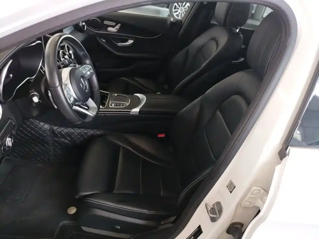Mercedes-Benz C-Class 2021 — фото 15