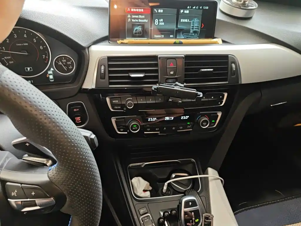 BMW 3 Series 2016 — фото 10