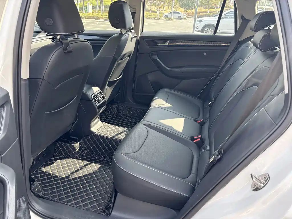 Skoda Kodiaq 2025 — фото 11
