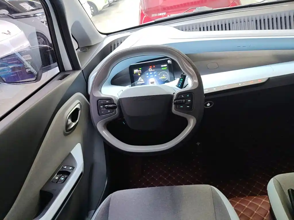 Wuling Nano EV 2022 — фото 11