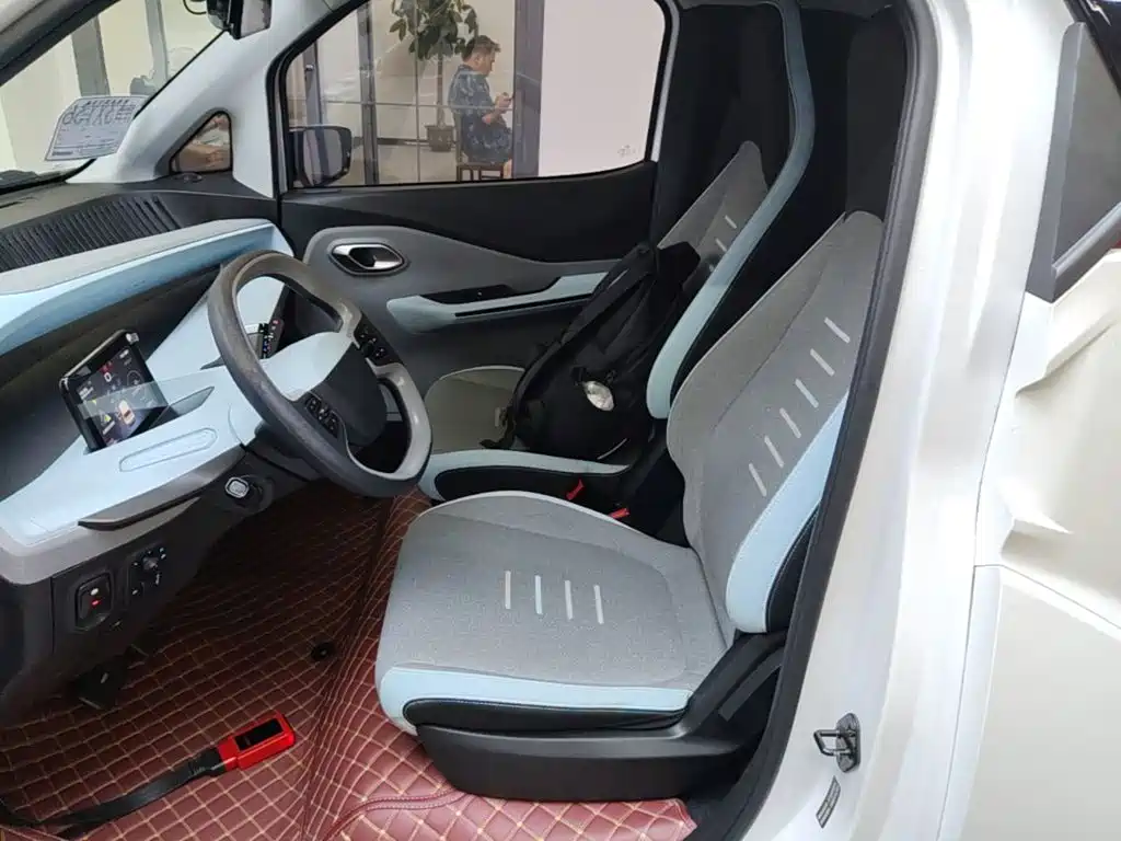 Wuling Nano EV 2022 — фото 15