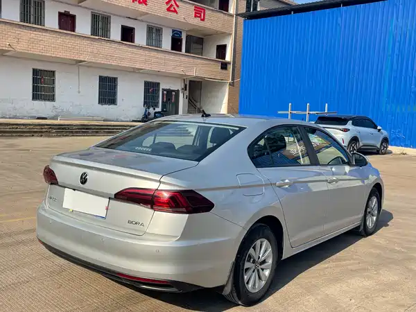 Volkswagen Bora 2021