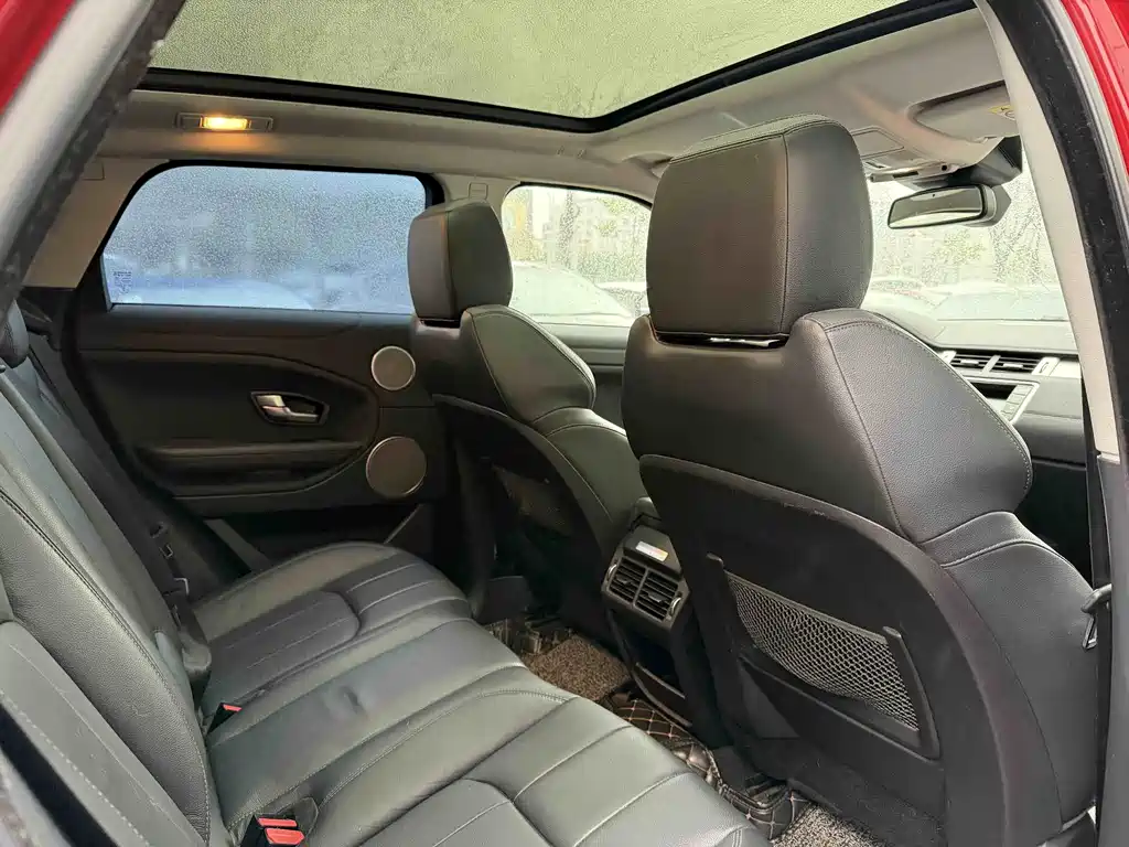 Land Rover Evoque 2018 — фото 23