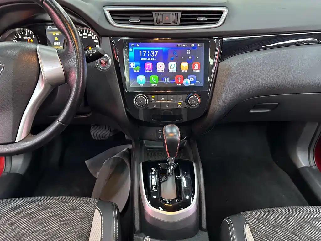 Nissan Qashqai 2017 — фото 14
