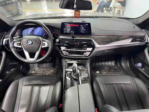 BMW 5 Series 2018