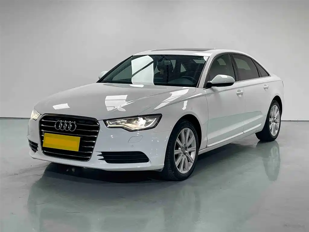 Audi A6L 2014 — фото 1