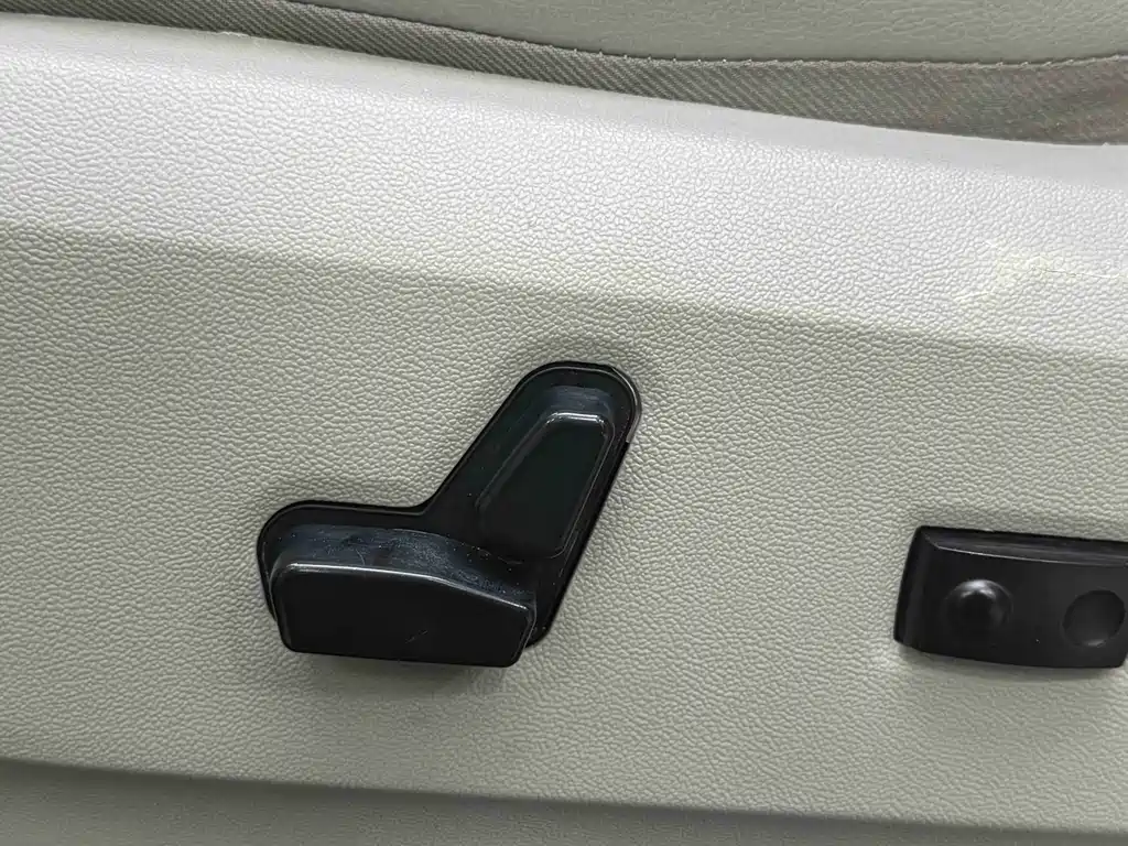 Chrysler Grand Voyager 2014 — фото 11
