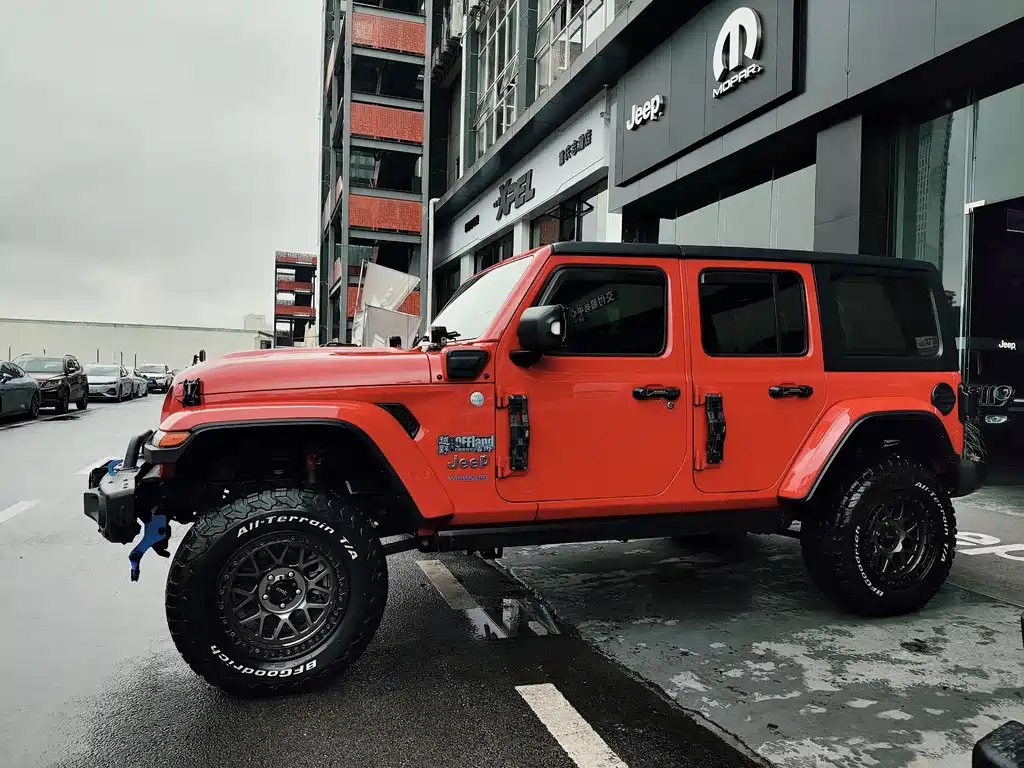 Jeep Wrangler PHEV 2023 — фото 4