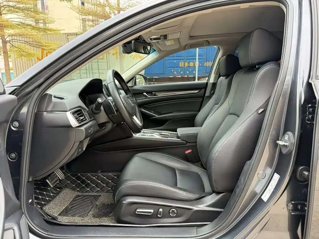 Honda Accord 2022 — фото 20