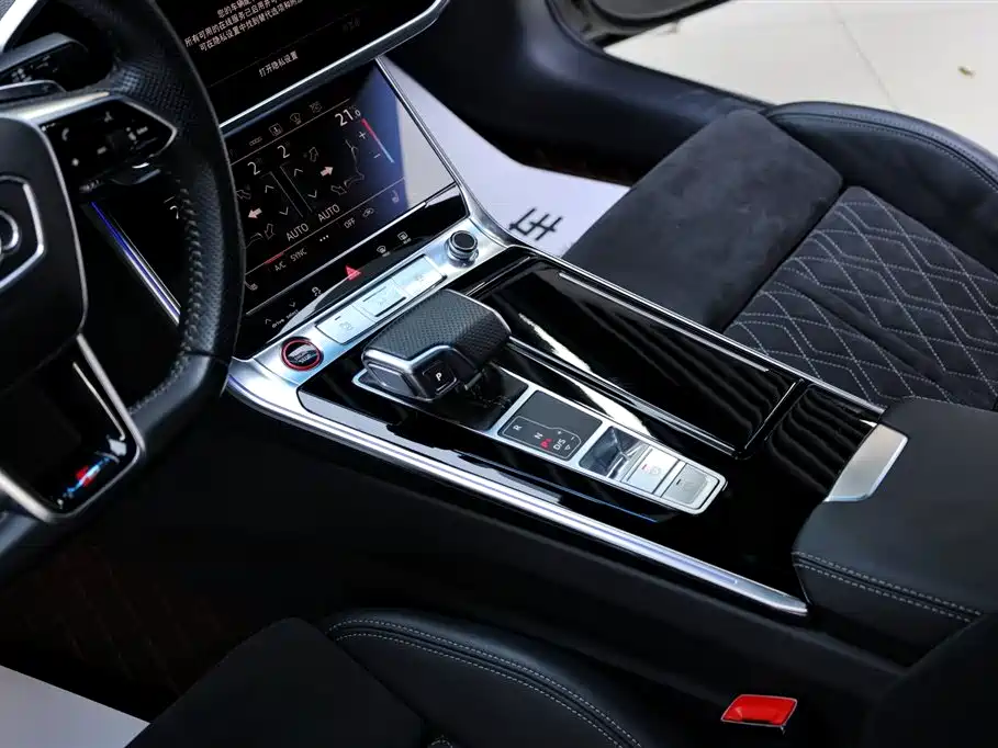 Audi S6 2020 — фото 26