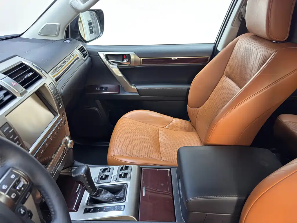 Lexus GX 2014 — фото 15