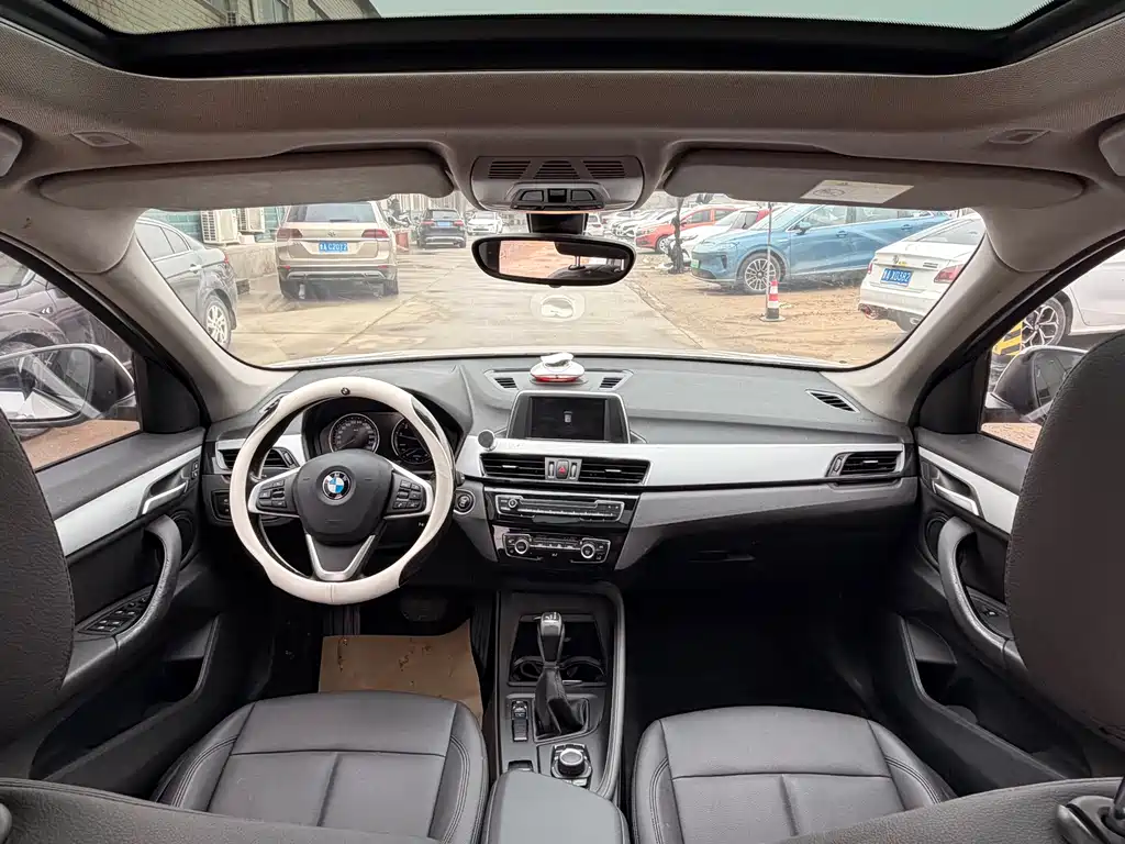 BMW X1 2018 — фото 13