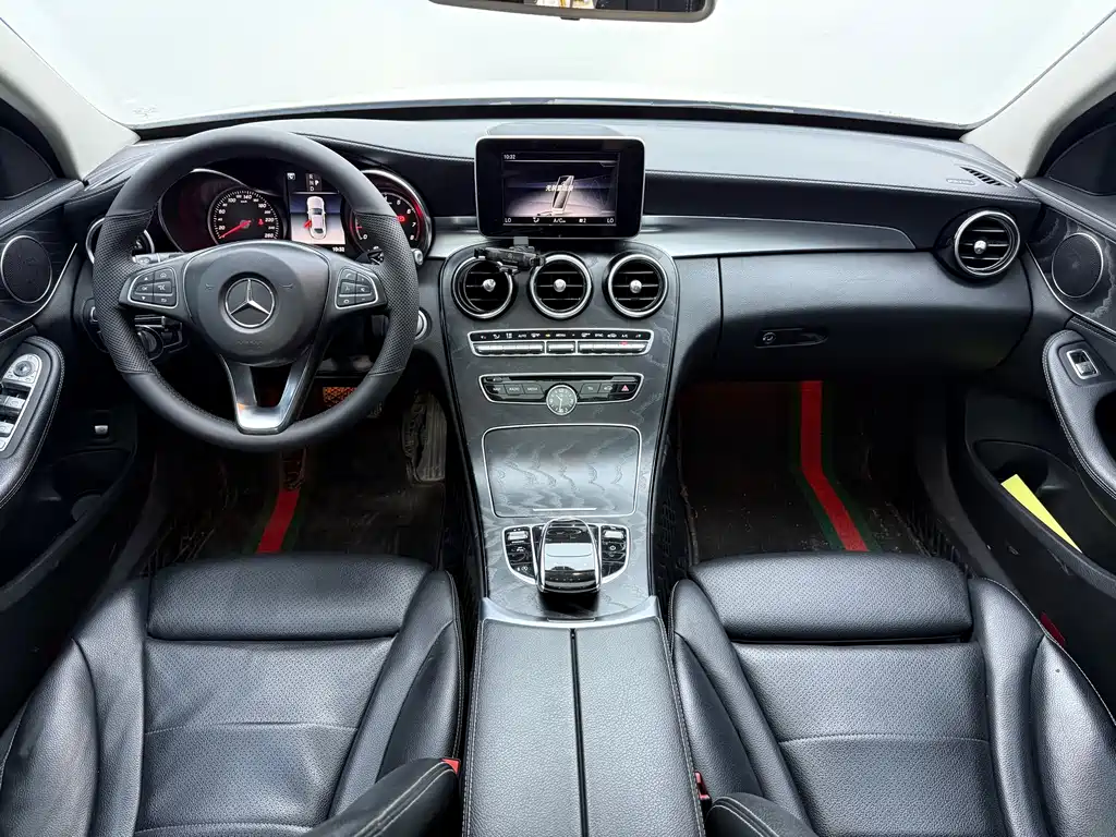Mercedes-Benz C-Class 2017 — фото 11