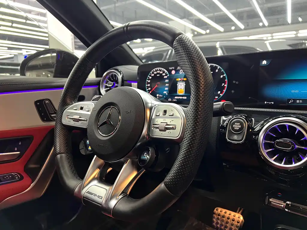 Mercedes-Benz A-Class AMG 2023 — фото 13