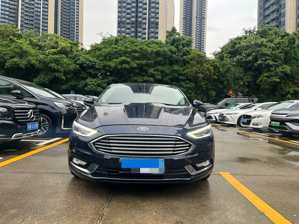 Ford Mondeo 2018 — фото 2