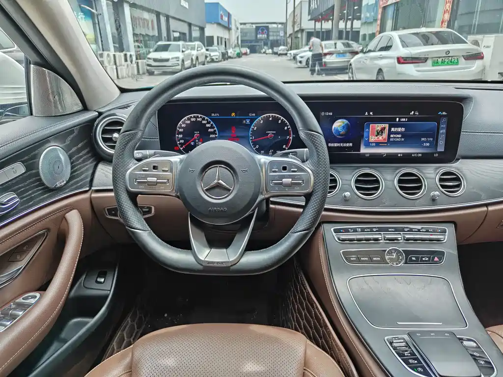 Mercedes-Benz E-Class 2019 — фото 6