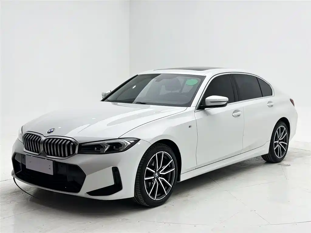 BMW 3 Series 2023 — фото 1