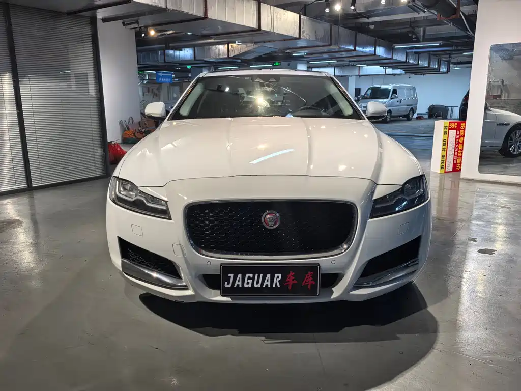Jaguar XFL 2018 — фото 2