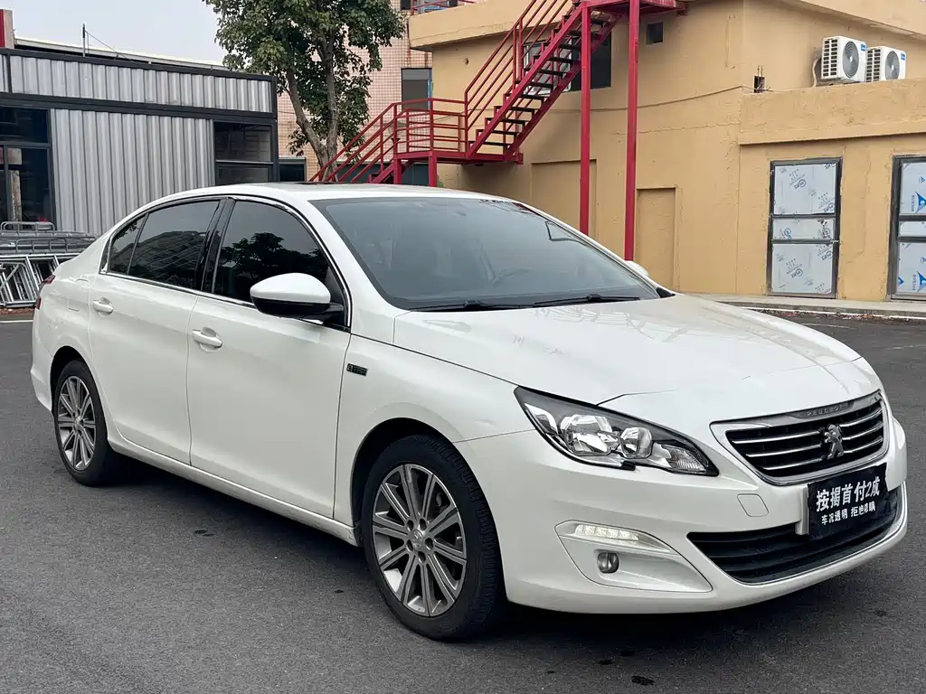 Peugeot 408 2016 — фото 3
