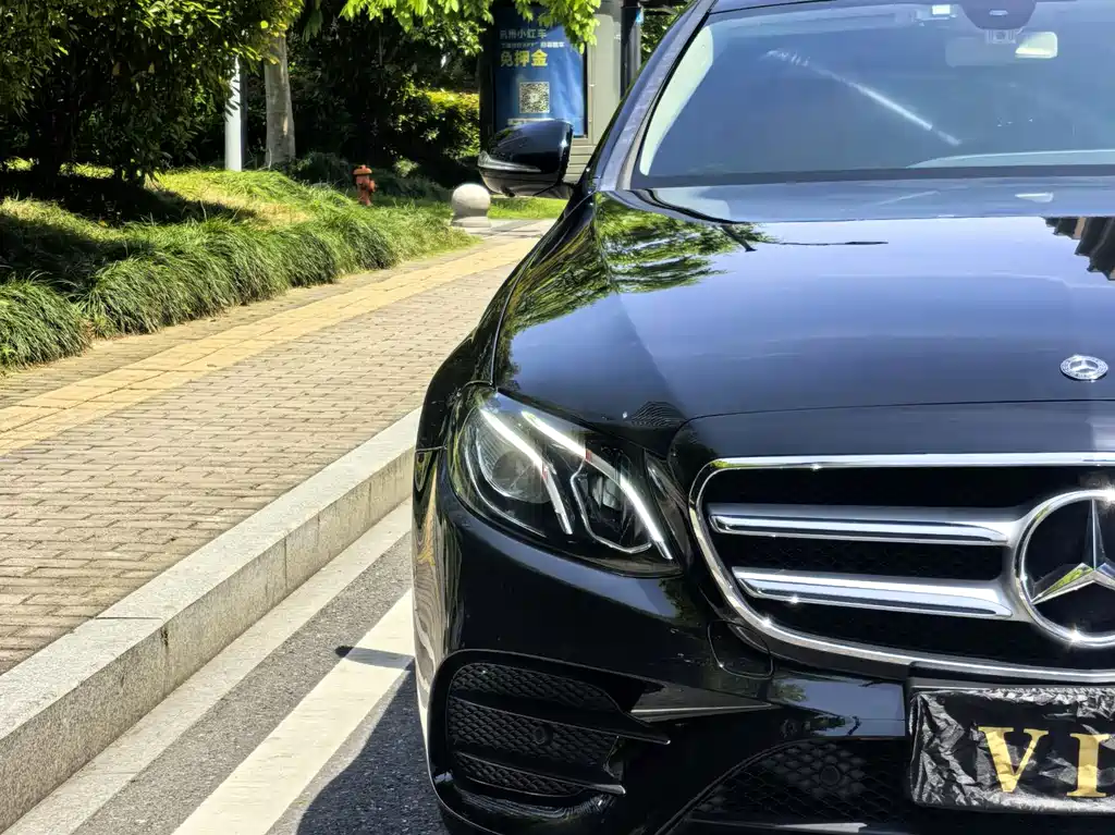 Mercedes-Benz E-Class 2019 — фото 14