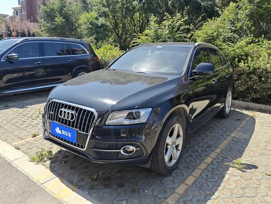 Audi Q5 2018 — фото 1