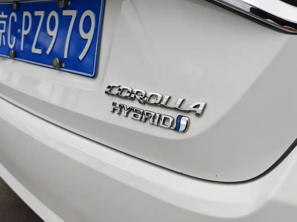 Toyota Corolla 2023 — фото 14