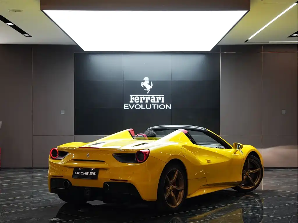Ferrari 488 2018 — фото 10