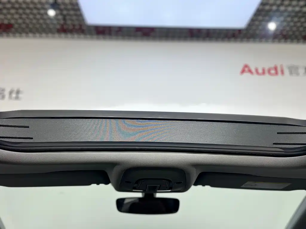 Audi A4L 2018 — фото 14
