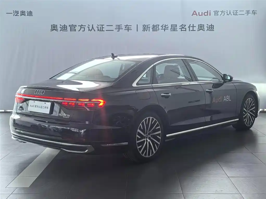 Audi A8 2024 — фото 3