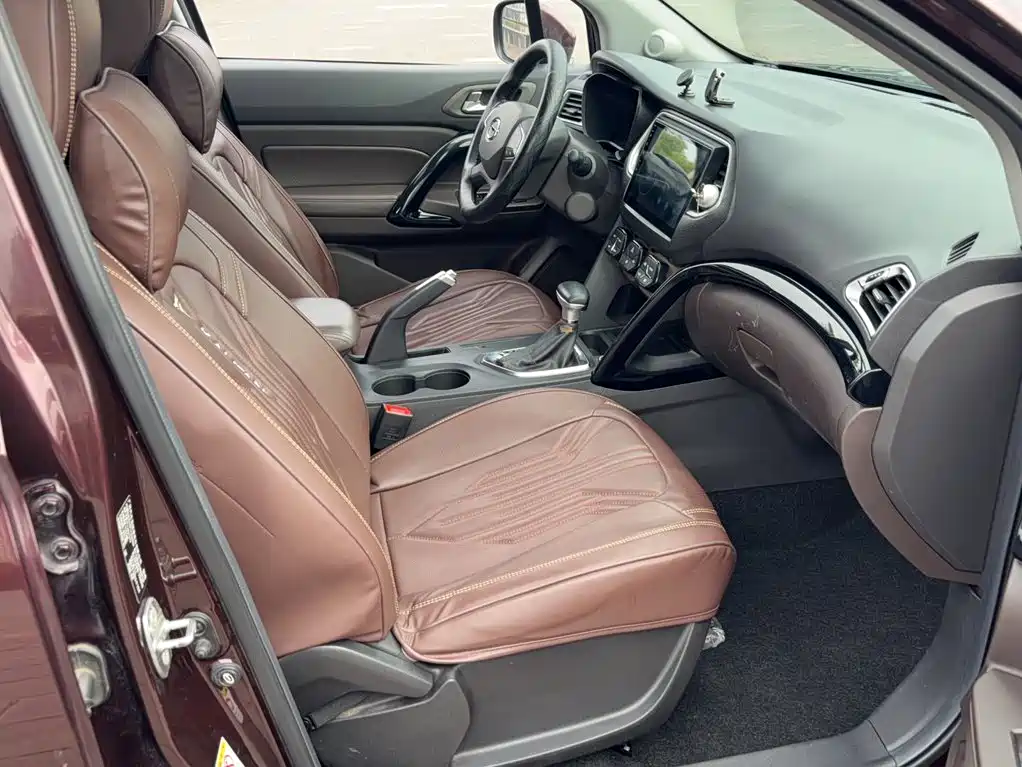 GAC Motor Trumpchi GS4 2016 — фото 19