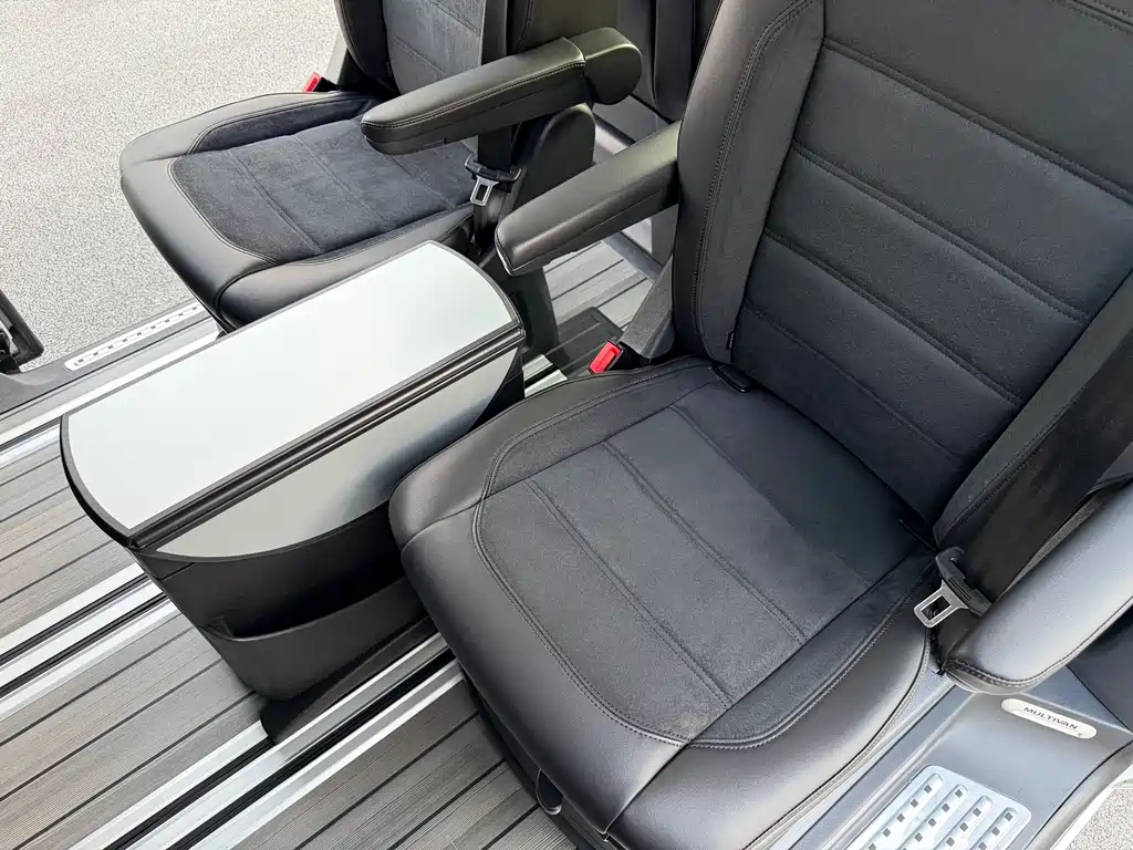Volkswagen Multivan 2019 — фото 20