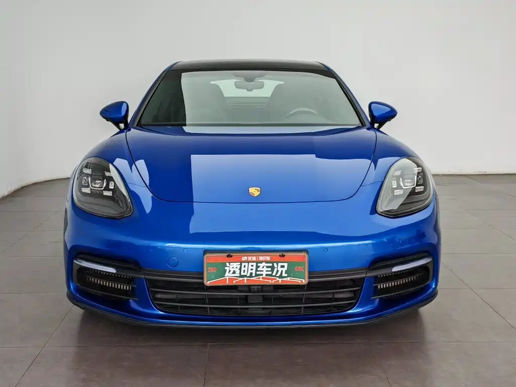 Porsche Panamera 2019