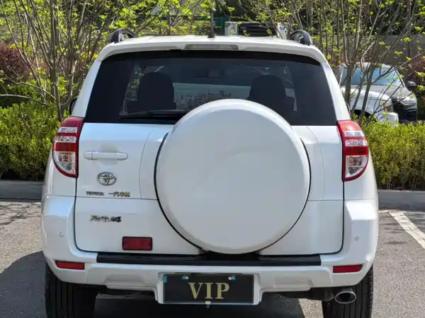 Toyota RAV4 2013