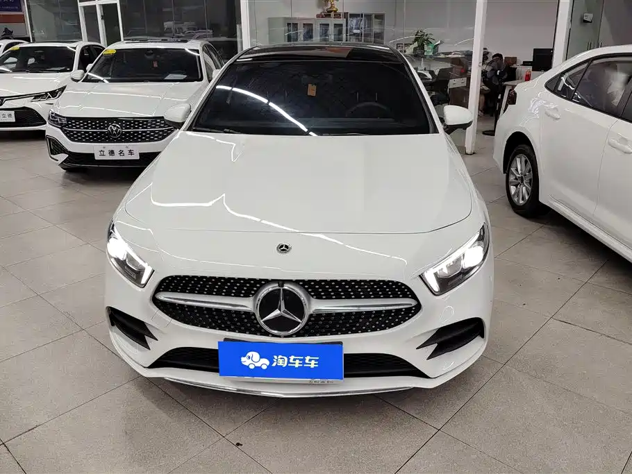 Mercedes-Benz A-Class 2023 — фото 2