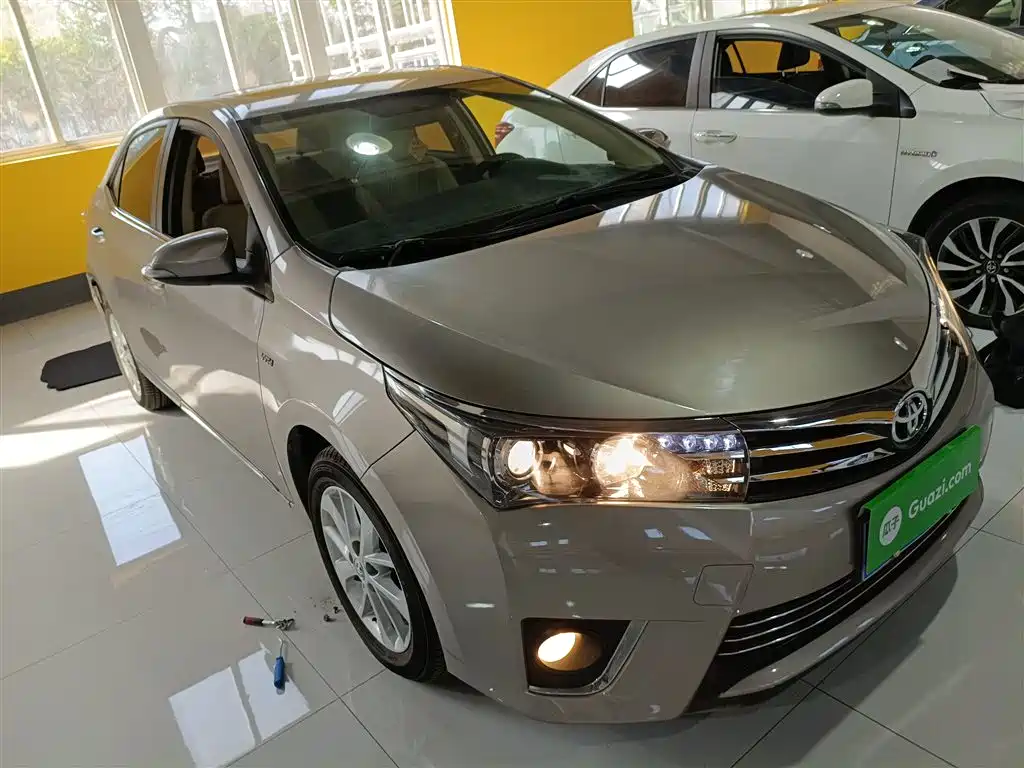 Toyota Corolla 2015 — фото 22