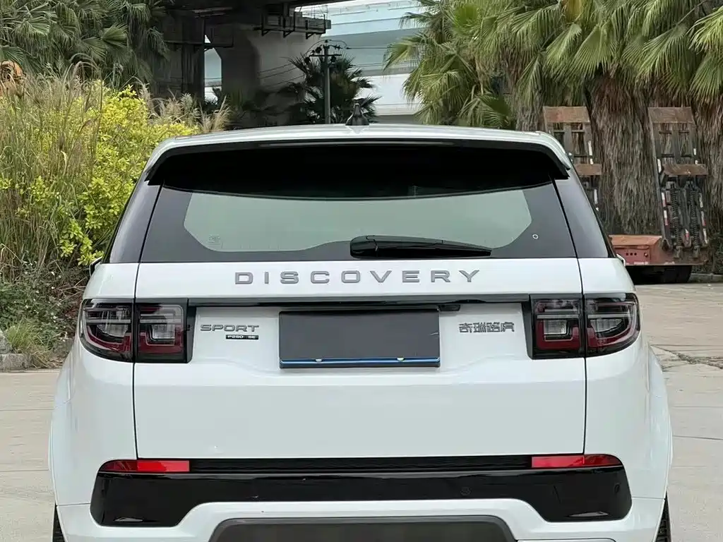 Land Rover Discovery Sport 2021 — фото 8