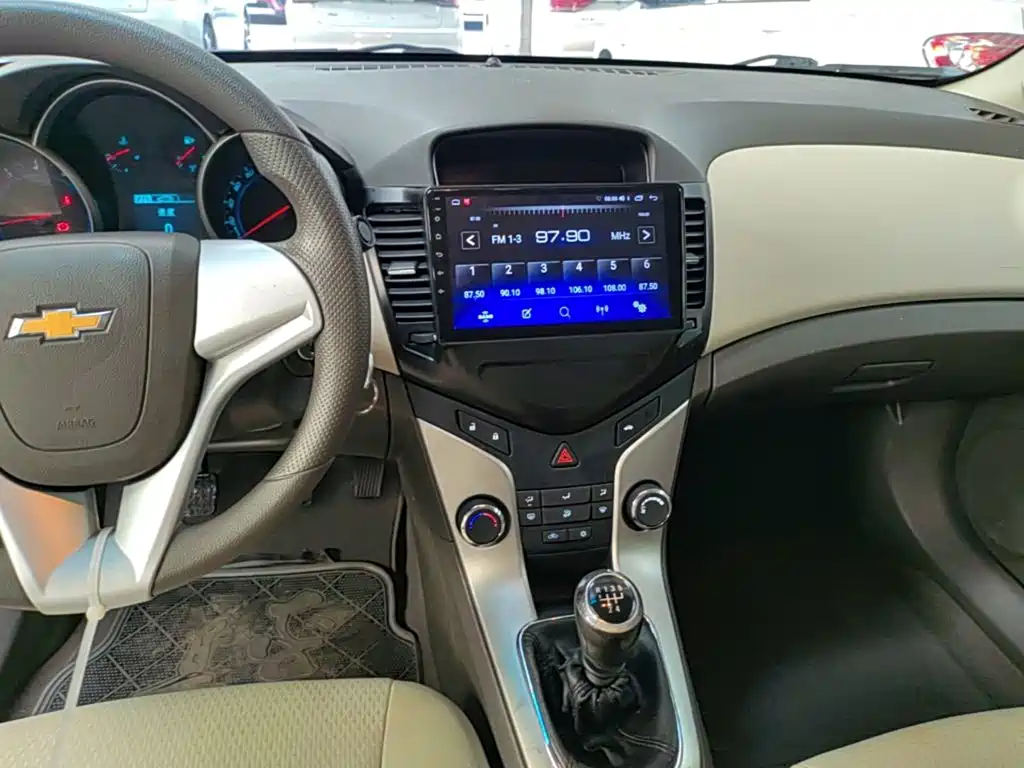 Chevrolet Cruze 2014 — фото 13