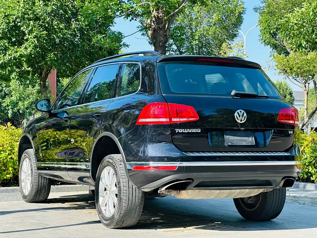 Volkswagen Touareg 2016 — фото 12