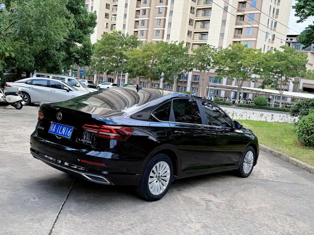 Volkswagen Lavida 2021