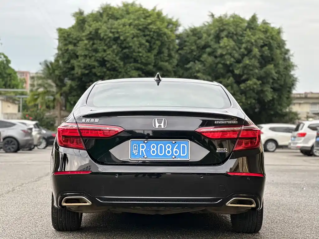 Honda Inspire 2022 — фото 17