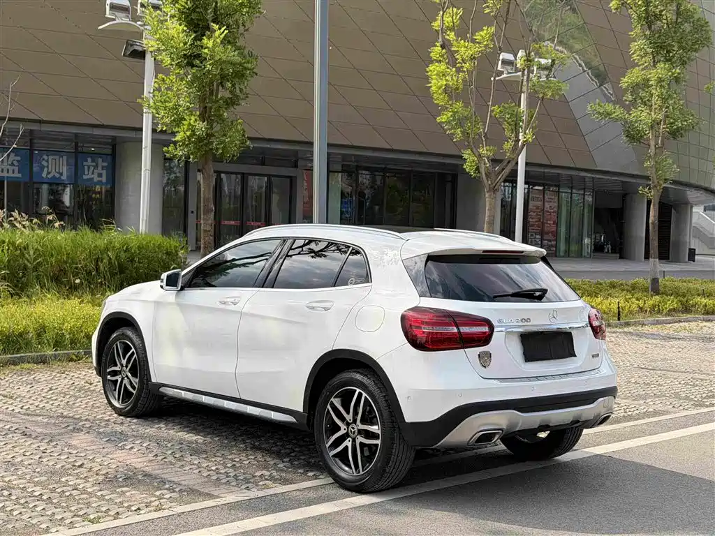 Mercedes-Benz GLA 2017 — фото 6