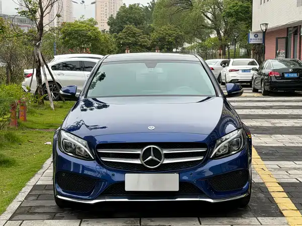 Mercedes-Benz C-Class 2018
