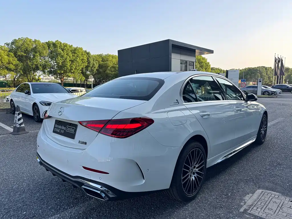 Mercedes-Benz C-Class 2026