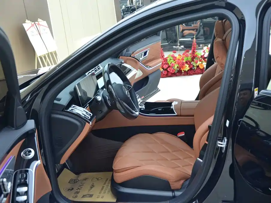 Mercedes-Benz Maybach S-Class 2024