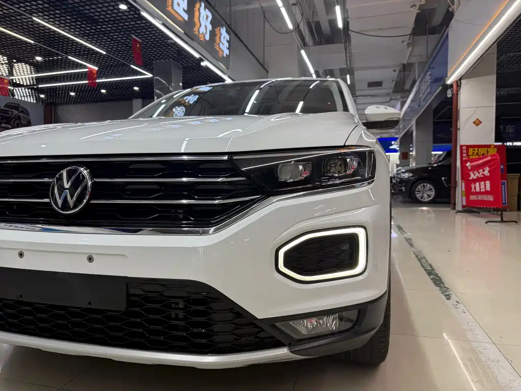 Volkswagen T-Roc 2023 — фото 24