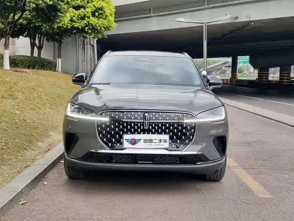 Lincoln Corsair 2025