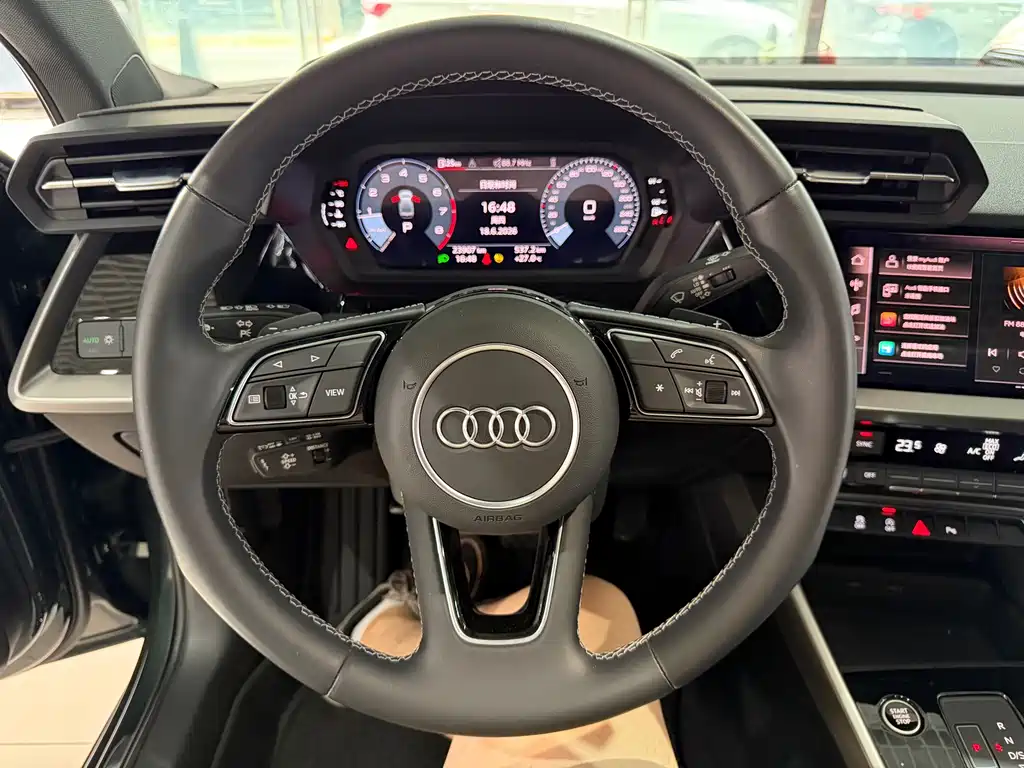 Audi A3 2022 — фото 12