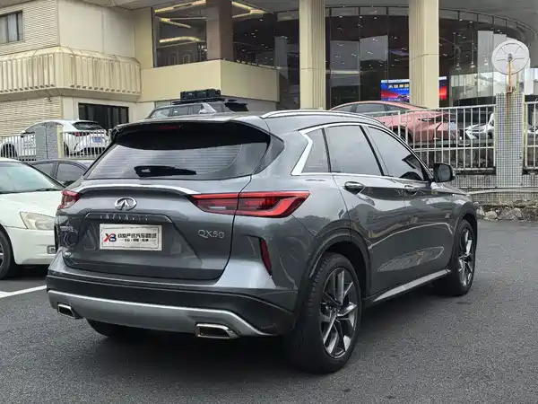 Infiniti QX50 2024