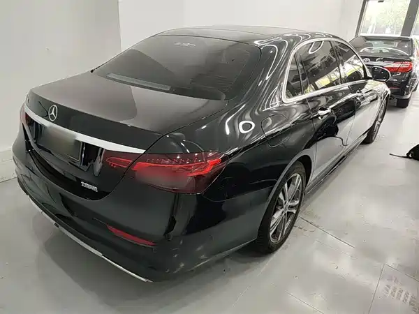 Mercedes-Benz E-Class 2021